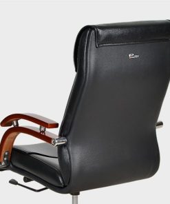 Chất liệu da cao cấp của TQ36