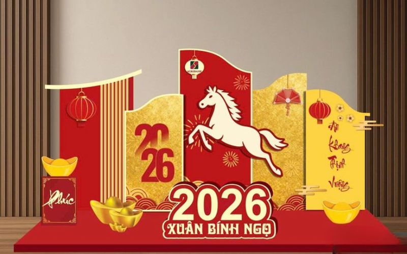Trang trí ngày Tết bằng linh vật của năm